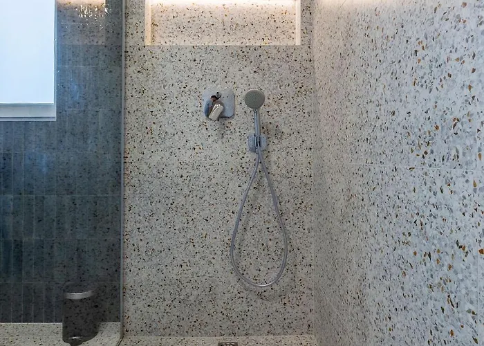 شقة Moonlight And Sea Depth