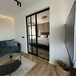 Moonlight And Sea Depth Apartman *