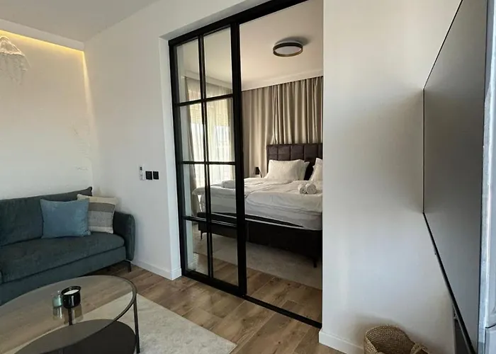 Moonlight And Sea Depth Apartman *